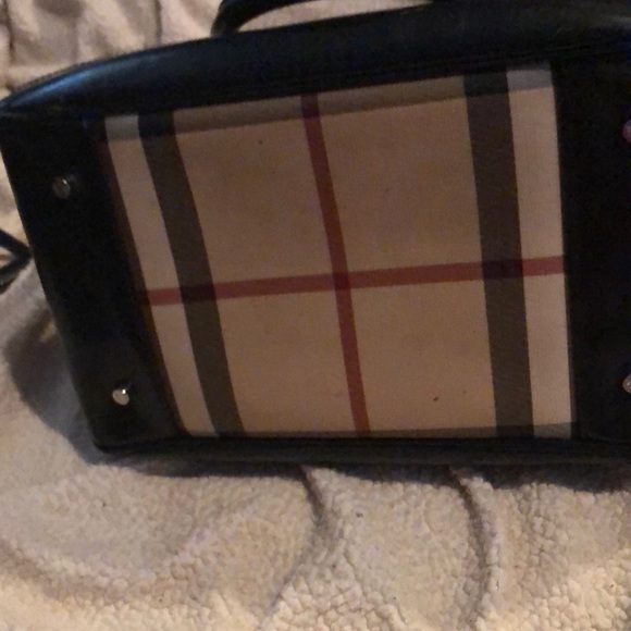 Burberry Bag - Picture 3 of 7